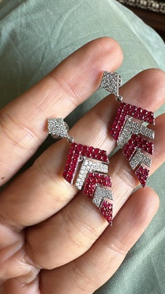 Set in 18K Gold, 2.18 carats Mozambique Rubies & Diamonds Chandelier Earrings