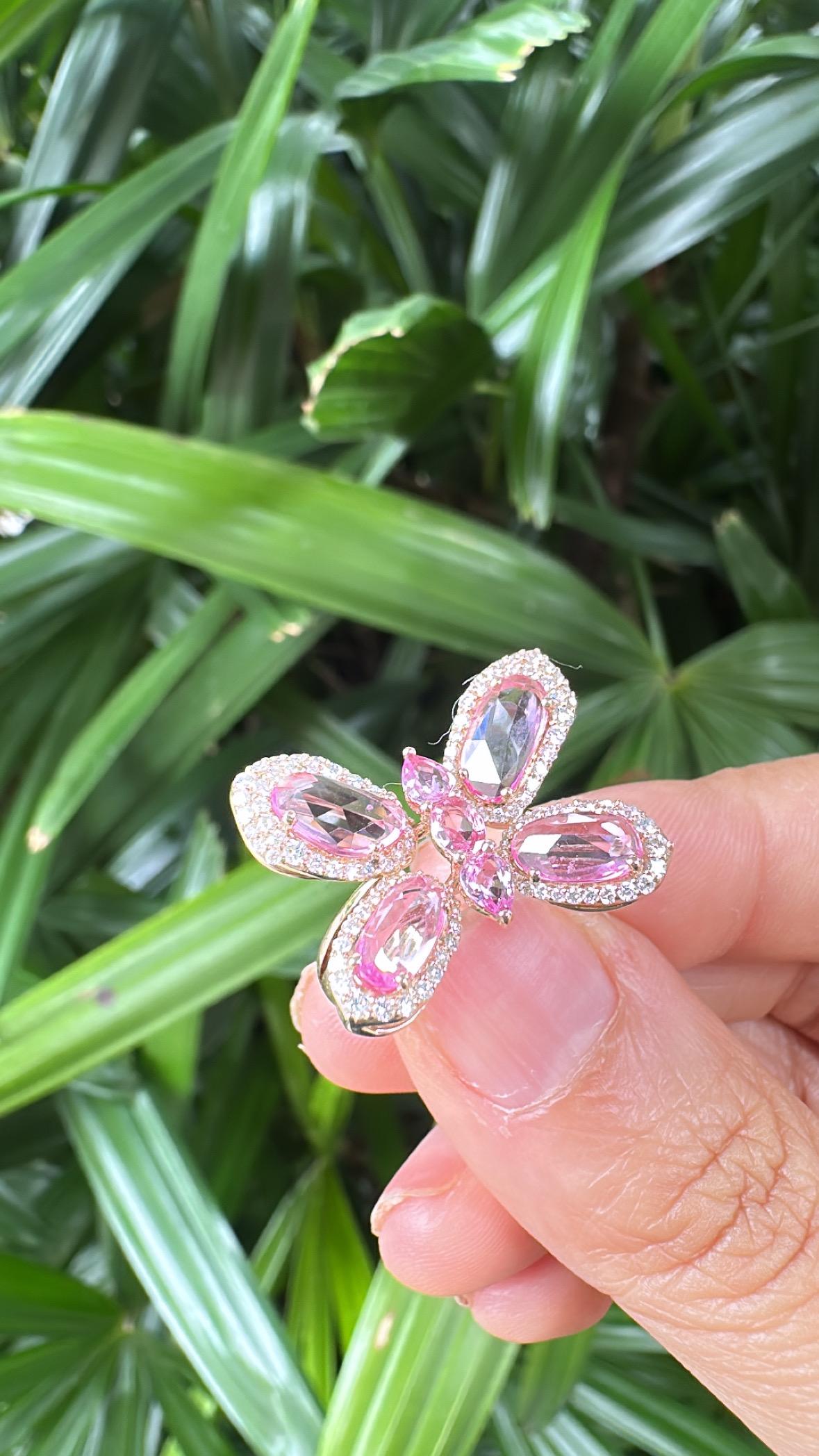 Bague de fiançailles en or 18 carats, 2,43 carats de saphirs roses de Ceylan et diamants Unisexe en vente