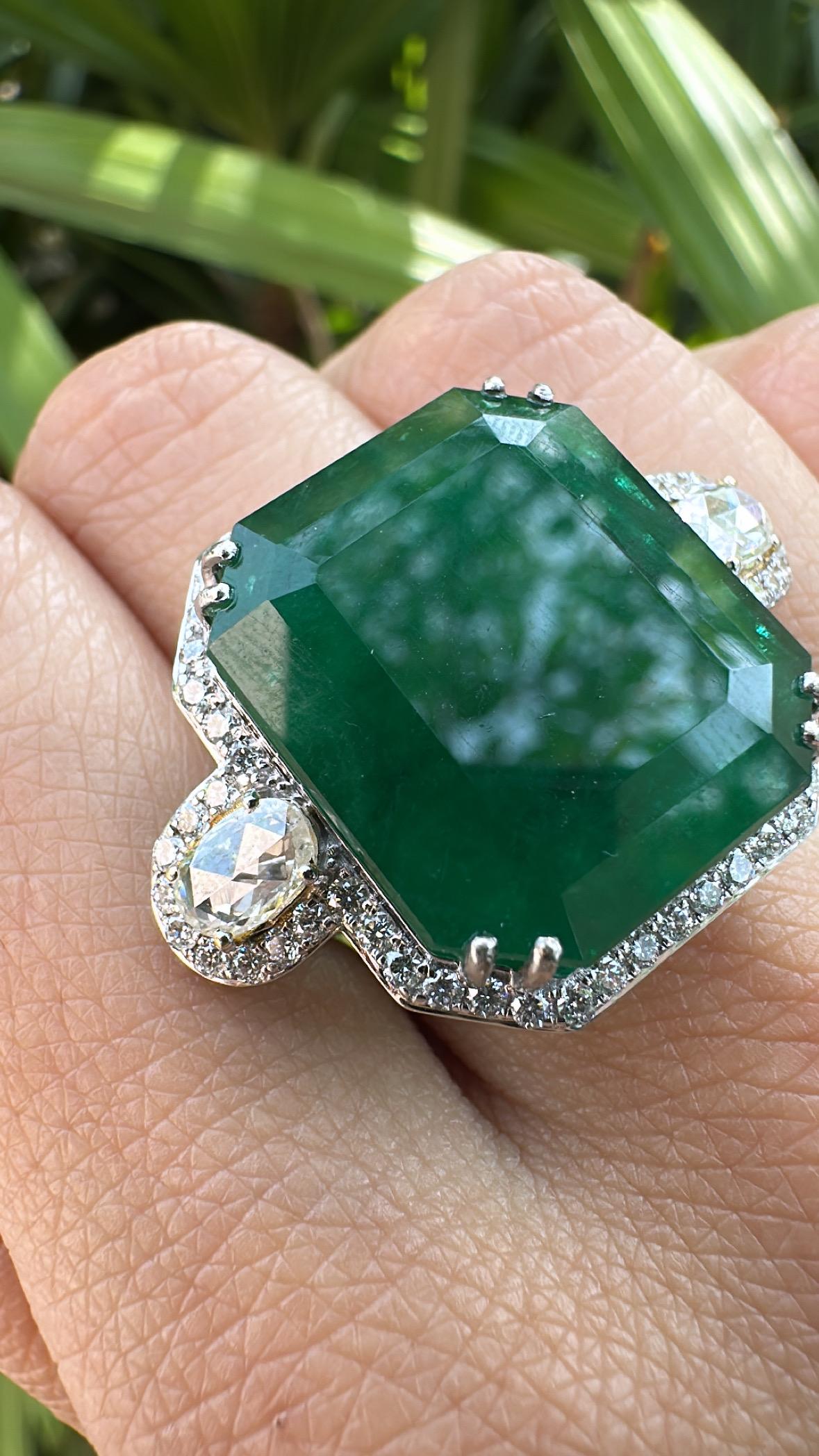 Set in 18K Gold, 24.51 carats Zambian Emerald & Rose Cut Diamond Engagement Ring For Sale 9