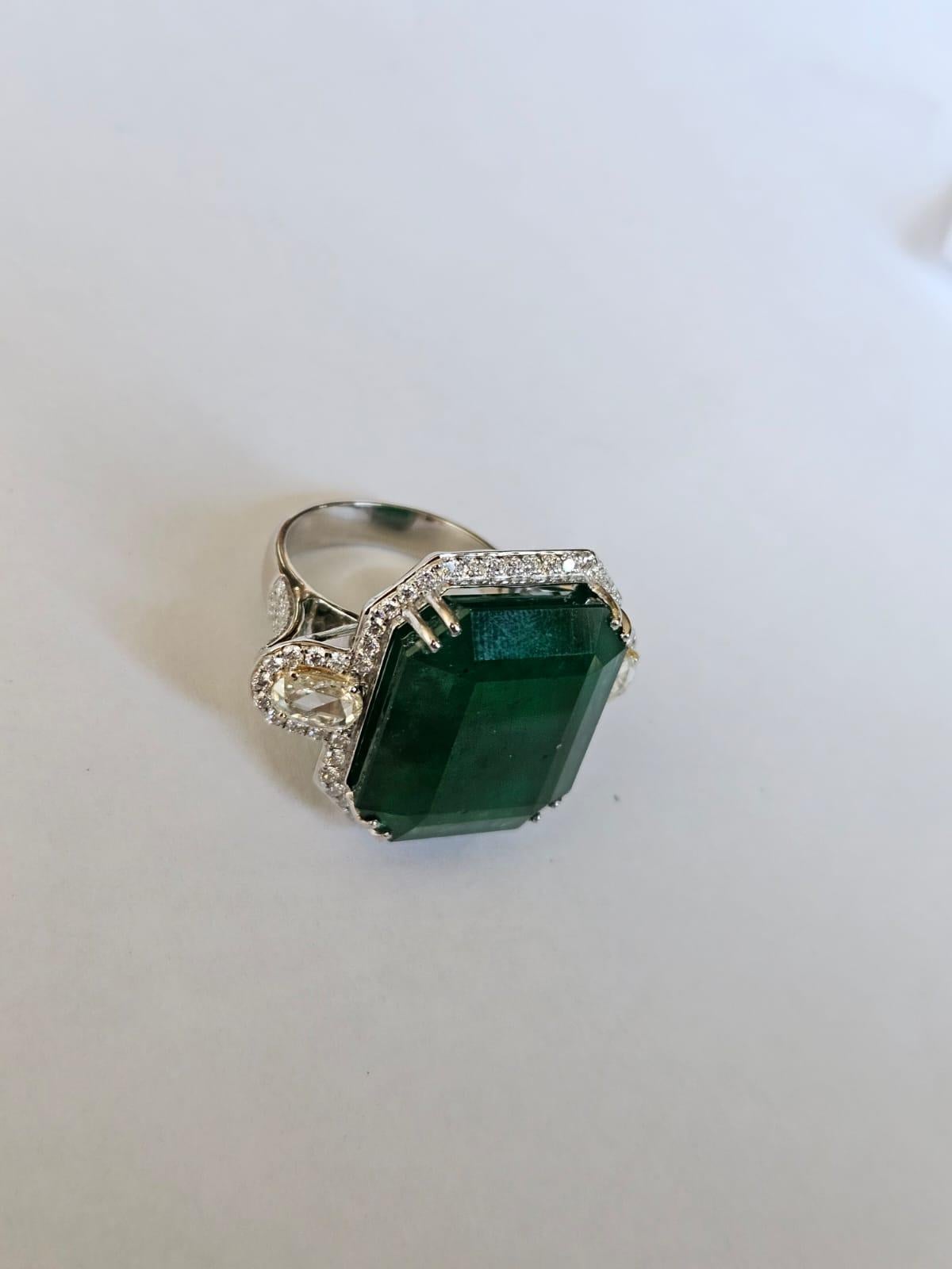 Emerald Cut Set in 18K Gold, 24.51 carats Zambian Emerald & Rose Cut Diamond Engagement Ring For Sale