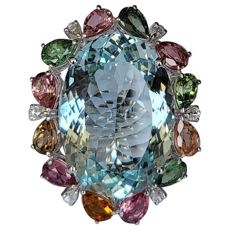 Cocktailring aus 18 Karat Gold, 24,67 Karat, Aquamarin, Turmalin und Diamanten