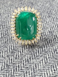 18 Karat Gold 25.99 Carat Natural Emerald Cab Ring with Yellow Diamond