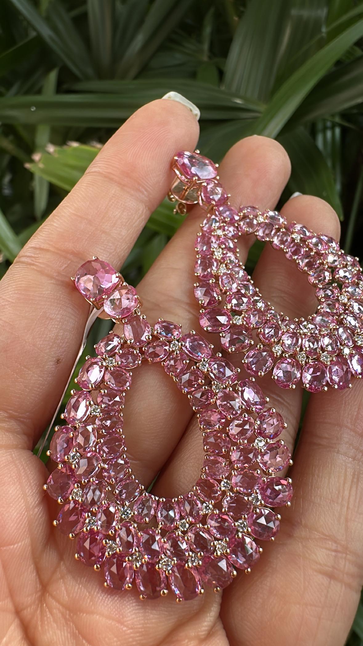 Orecchino lampadario in oro 18 carati, zaffiri rosa di Ceylon da 25,55 carati e diamanti in vendita 1