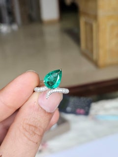 Set in 18K Gold, 2.78 carat, natural Zambian Emerald & Diamond Engagement Ring