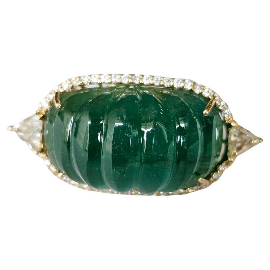 Set in 18K Gold, 28.47 carats natural, Zambian Emerald & Diamonds Cocktail Ring For Sale