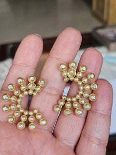 Set in 18K Gold, 29.83 carats, Golden Pearls & Diamonds Hoop Chandelier Earrings