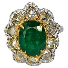 Anello di fidanzamento con smeraldo dello Zambia e diamanti gialli, 3,04 carati, incastonato in oro 18 carati