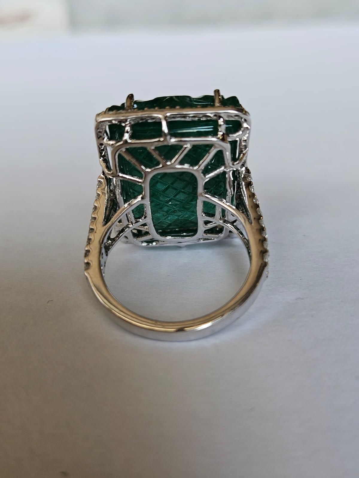 Art Deco Set in 18K Gold, 31.23 carats Zambian Emerald, Ruby & Diamonds Cocktail Ring For Sale