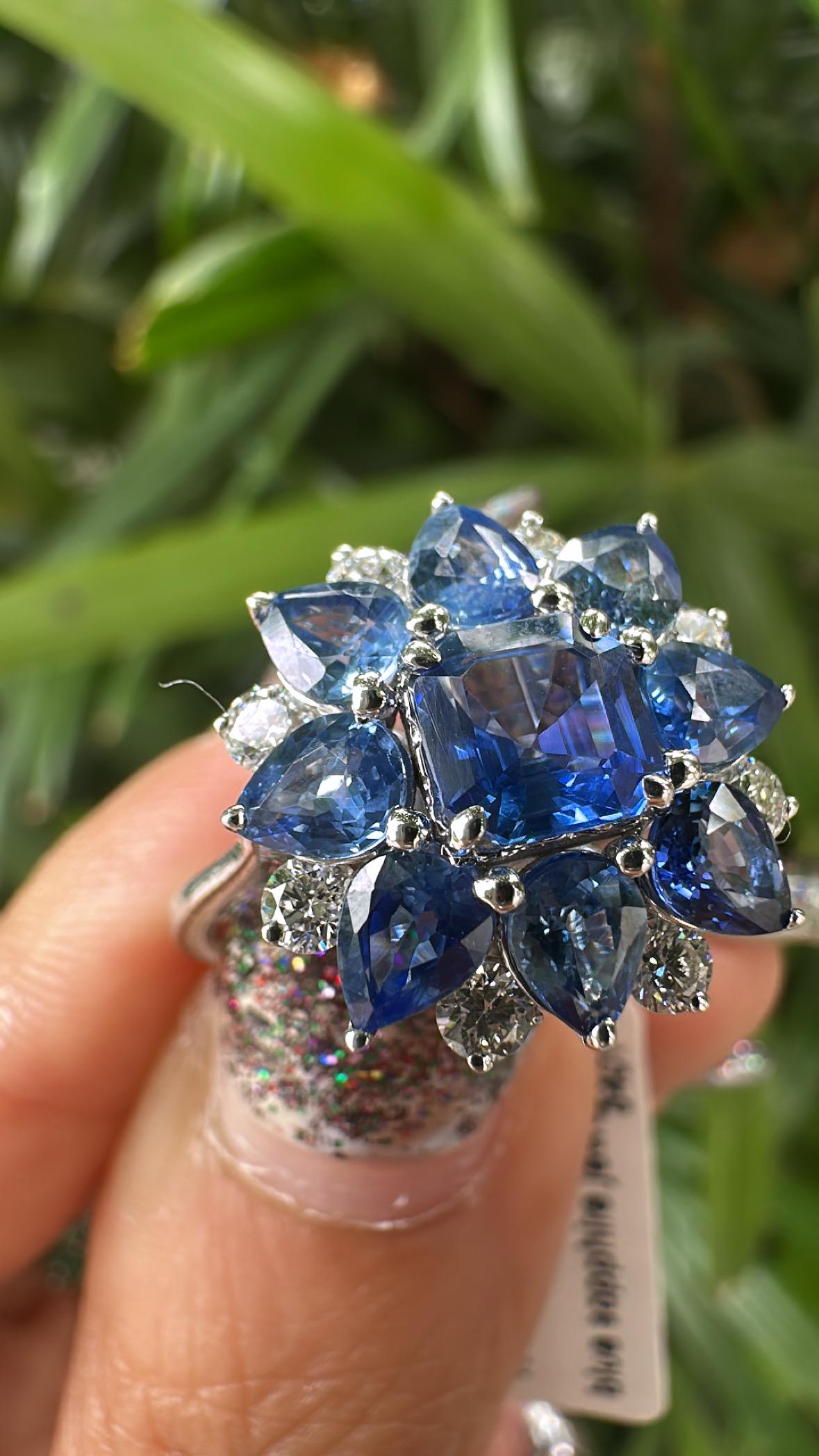 Verlobungsring aus 18 Karat Gold, 3,20 Karat, blaue Ceylon-Saphire und Diamanten im Angebot 2
