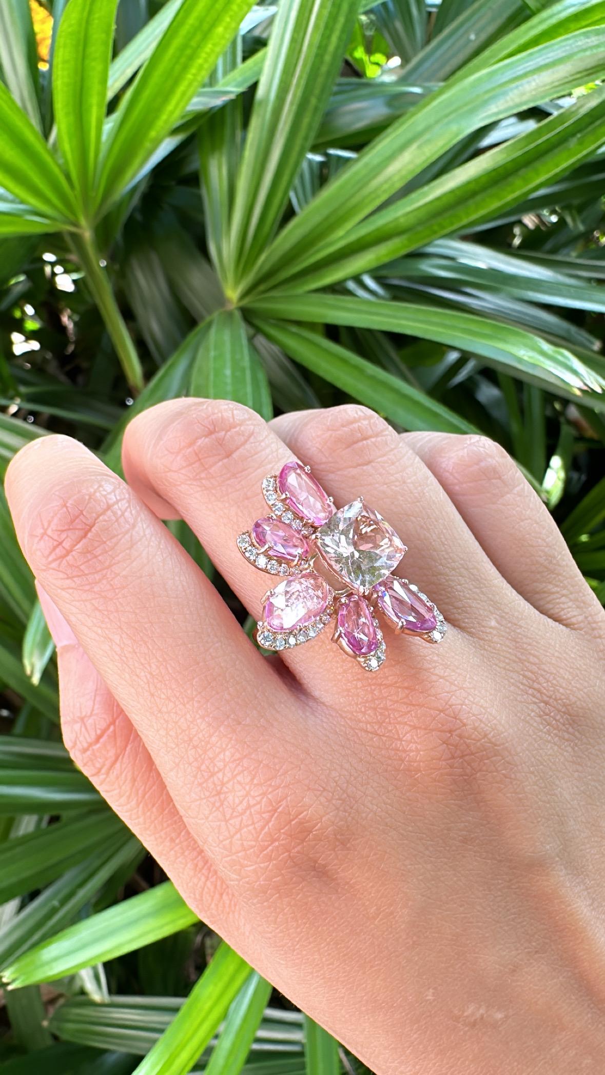 Anello da cocktail con Morganite, zaffiri rosa e diamanti, 3,25 carati, incastonati in oro 18 carati in vendita 5