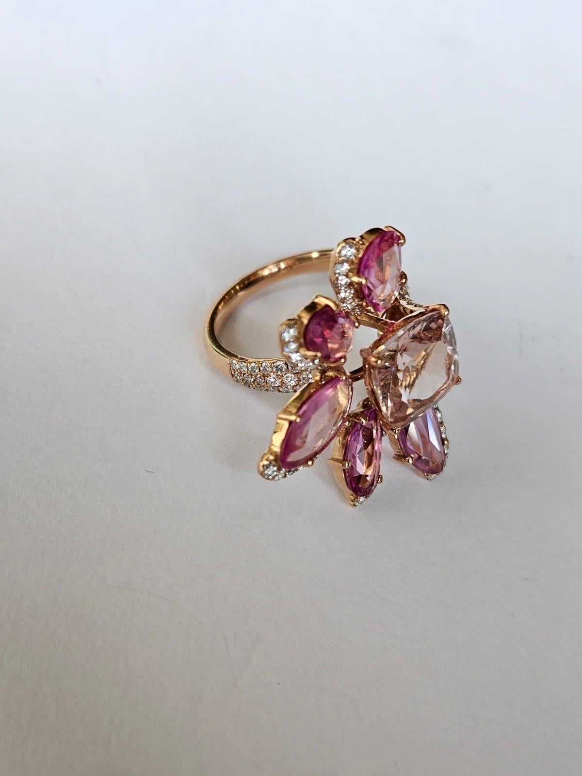 Taglio a rosa Anello da cocktail con Morganite, zaffiri rosa e diamanti, 3,25 carati, incastonati in oro 18 carati in vendita
