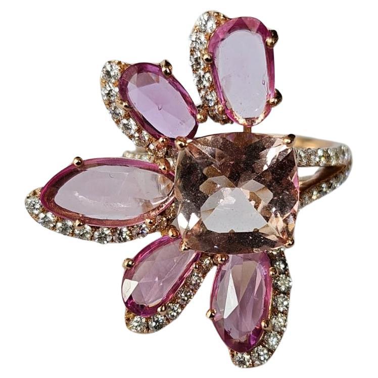 Set in 18K Gold, 3.25 carats Morganite, Pink Sapphires & Diamonds Cocktail Ring