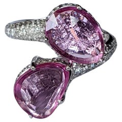 Set in 18K Gold, 3.33 carats, Ceylon Pink Sapphires & Diamonds Cocktail Ring