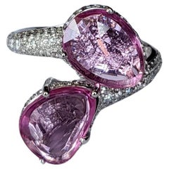 Set in 18K Gold, 3.33 carats, Ceylon Pink Sapphires 
Diamonds Cocktail Ring