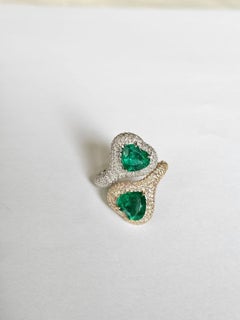 Set in 18K Gold, 3.52 carats natural Zambian Emeralds & Diamonds Engagement Ring