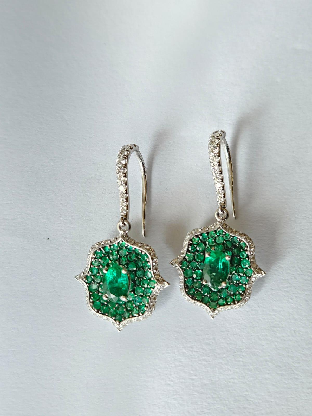 Set in 18K Gold, 3.57 carats, natural Zambian Emeralds & Diamonds Dangle Earring For Sale 4