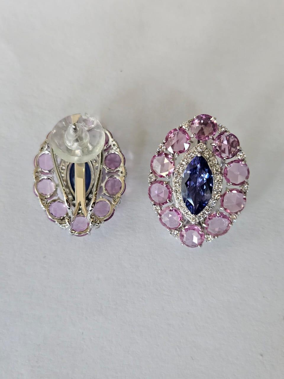 Modern Set in 18K Gold, 3.66 carats Tanzanites, Pink Sapphires & Diamonds Stud Earrings For Sale