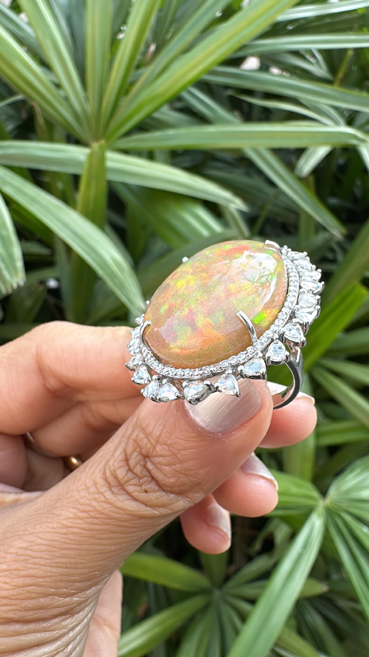 Set in 18K Gold, 37.17 carats, Ethiopian Opal & Rose Cut Diamonds Cocktail Ring For Sale 2