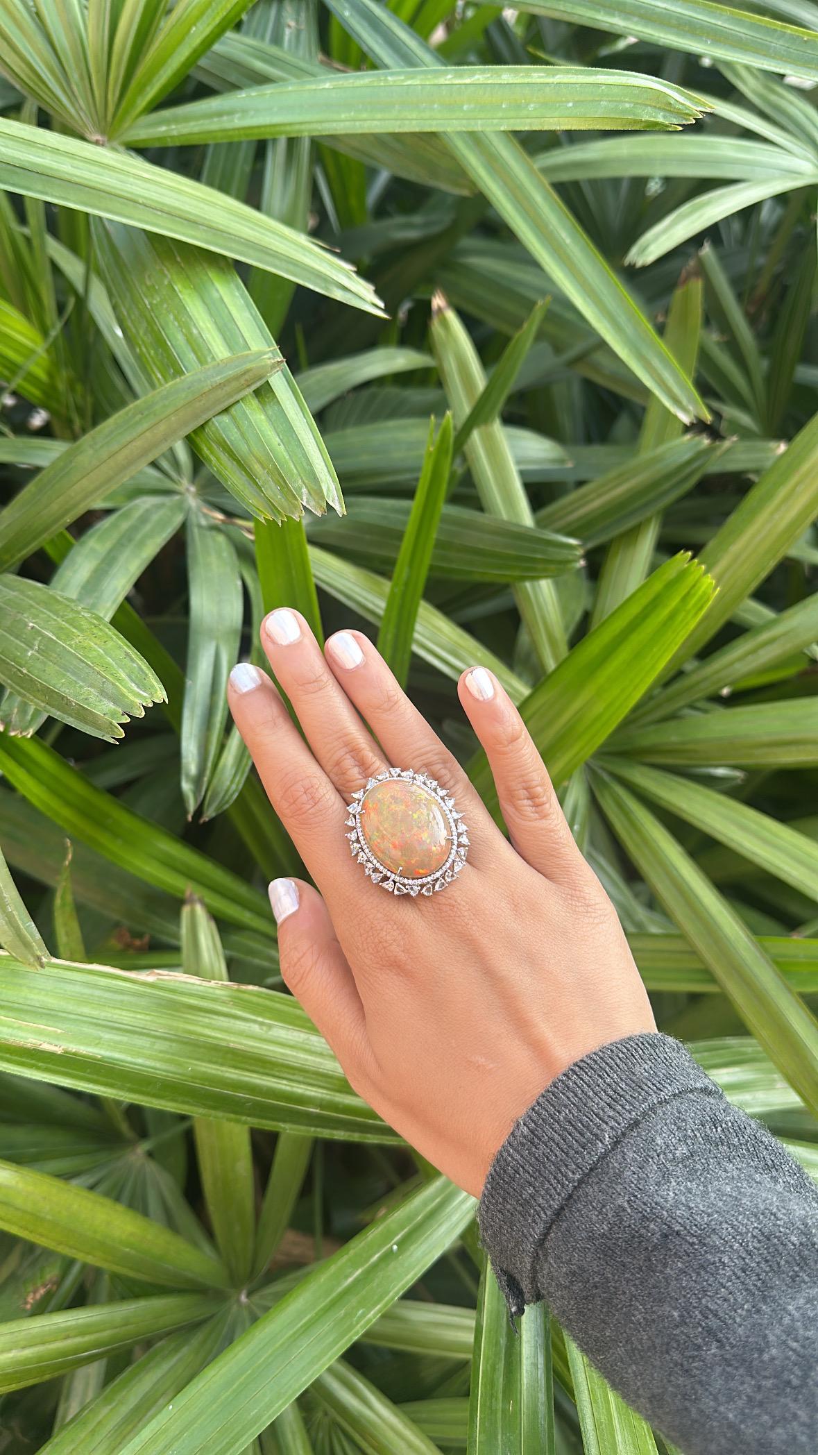 Set in 18K Gold, 37.17 carats, Ethiopian Opal & Rose Cut Diamonds Cocktail Ring For Sale 4