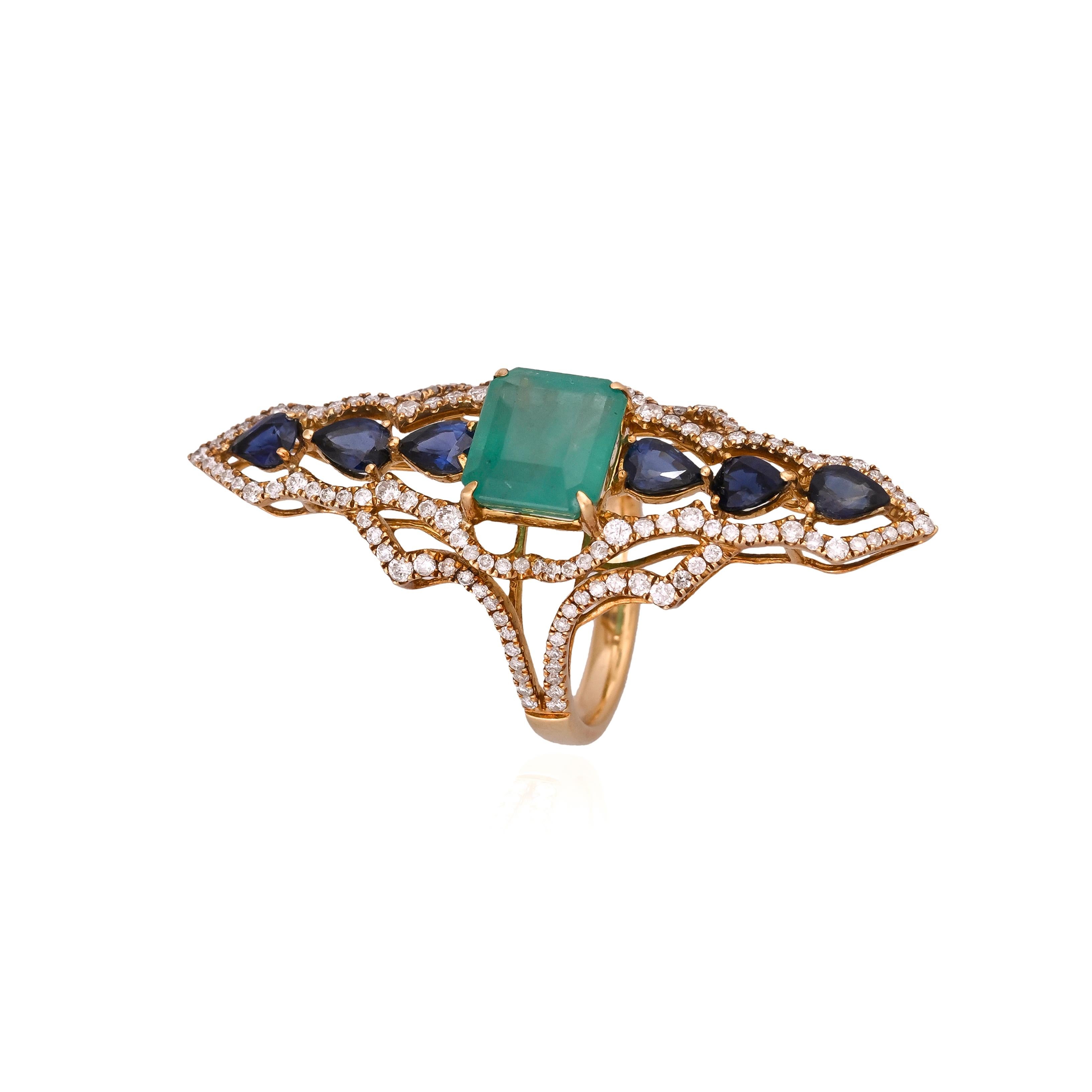 Modern Set in 18K Gold, 3.99 carats Emerald, Blue Sapphires & Diamonds Cocktail Ring For Sale