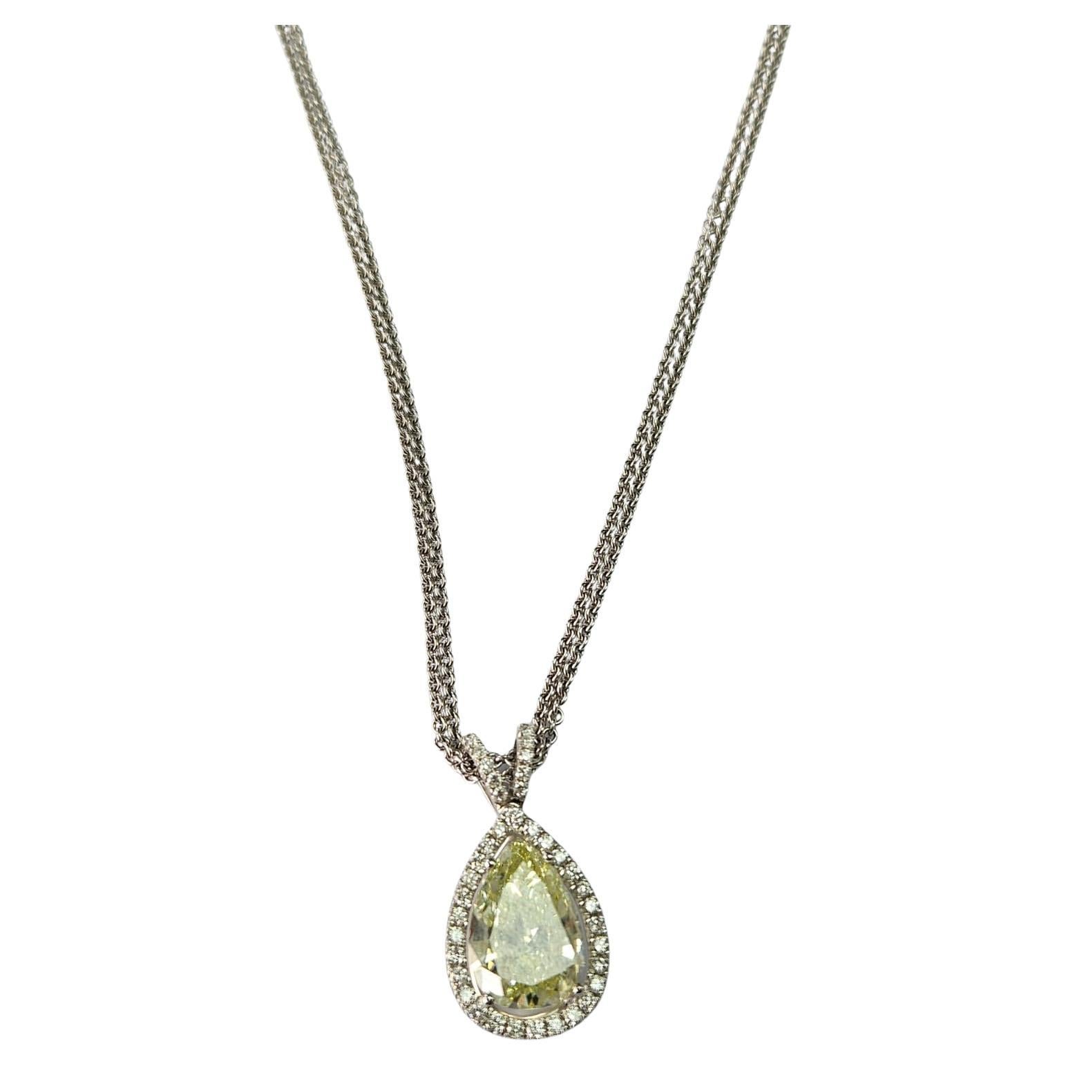 Collier pendentif en or 18 carats, diamant naturel de couleur jaune clair de 4,00 carats