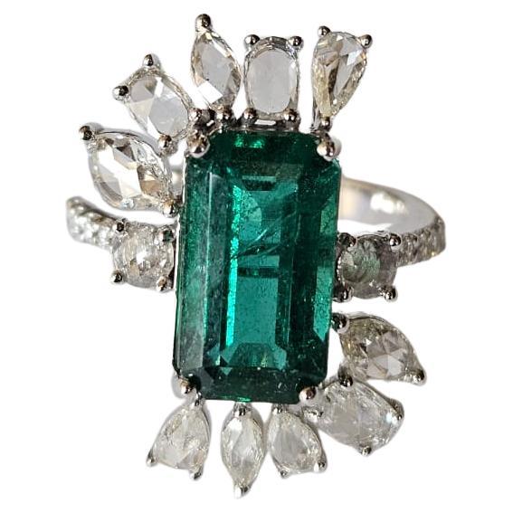 Set in 18K Gold, 4.07 carats Zambian Emerald & Rose cut Diamonds Engagement Ring