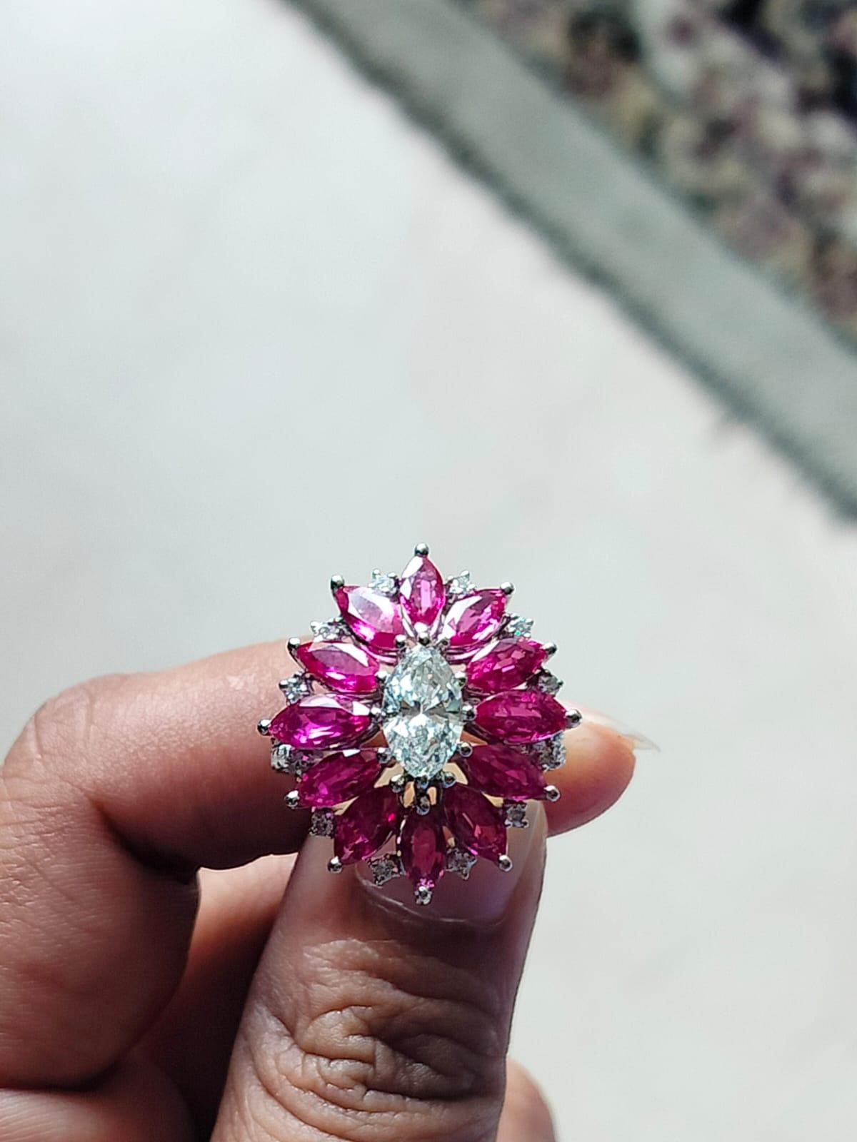 Set in 18K Gold, 4.11 carats Mozambique Ruby & Marquise Diamonds Cocktail Ring For Sale 1
