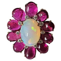 Anillo de cóctel de oro de 18 quilates, 4,39 quilates de ópalo etíope, turmalina y diamantes