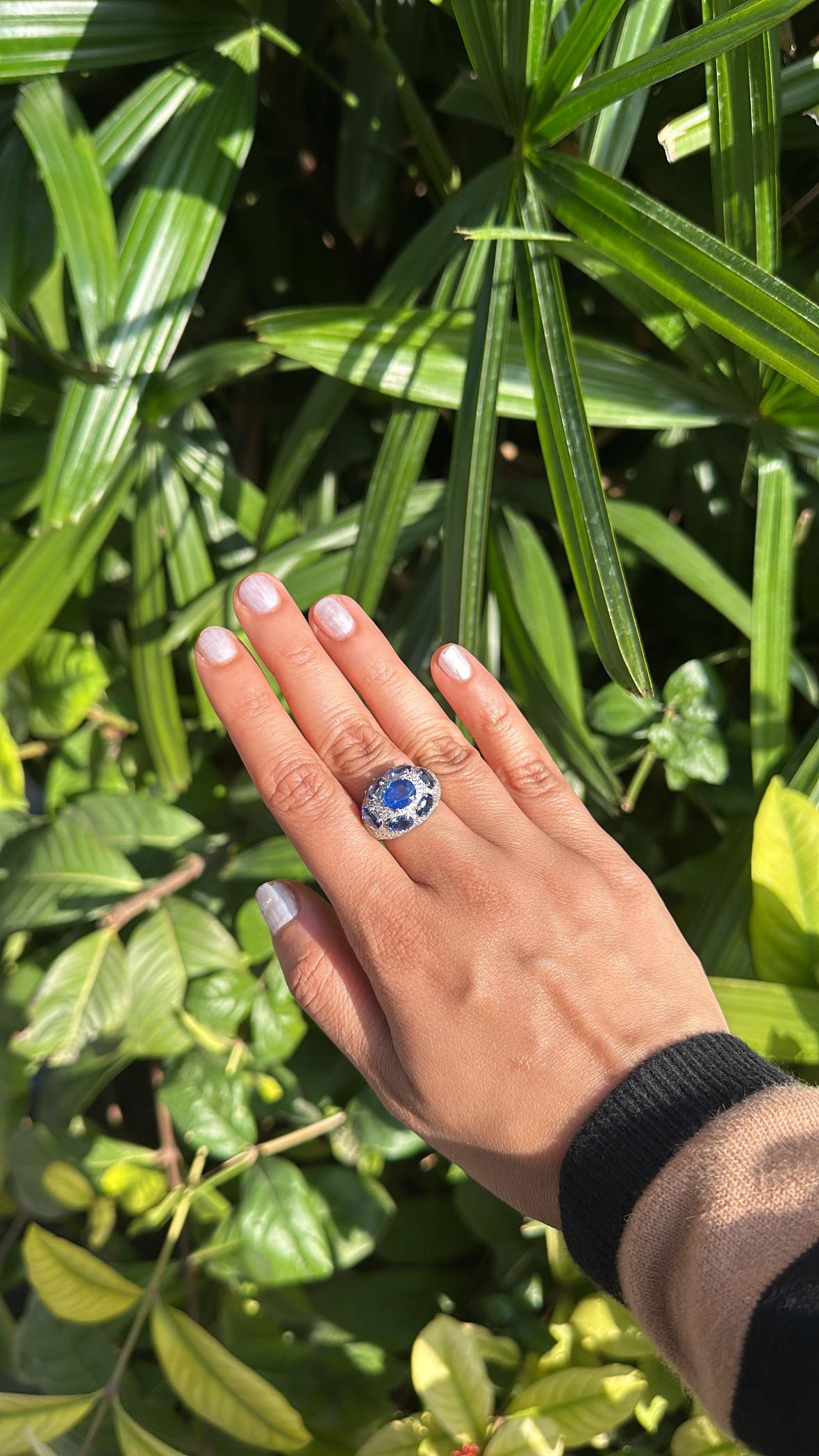 Modern Set in 18K Gold, 5.03 carats Ceylon Blue Sapphires & Diamonds Engagement Ring