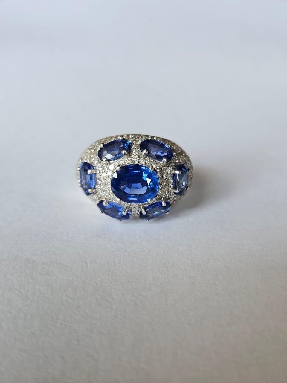Set in 18K Gold, 5.03 carats Ceylon Blue Sapphires & Diamonds Engagement Ring 3