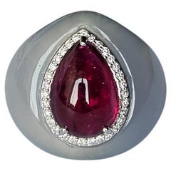 Set in 18K Gold, 5.52 carats Rubellite, Chalcedony & Diamonds Cocktail Ring
