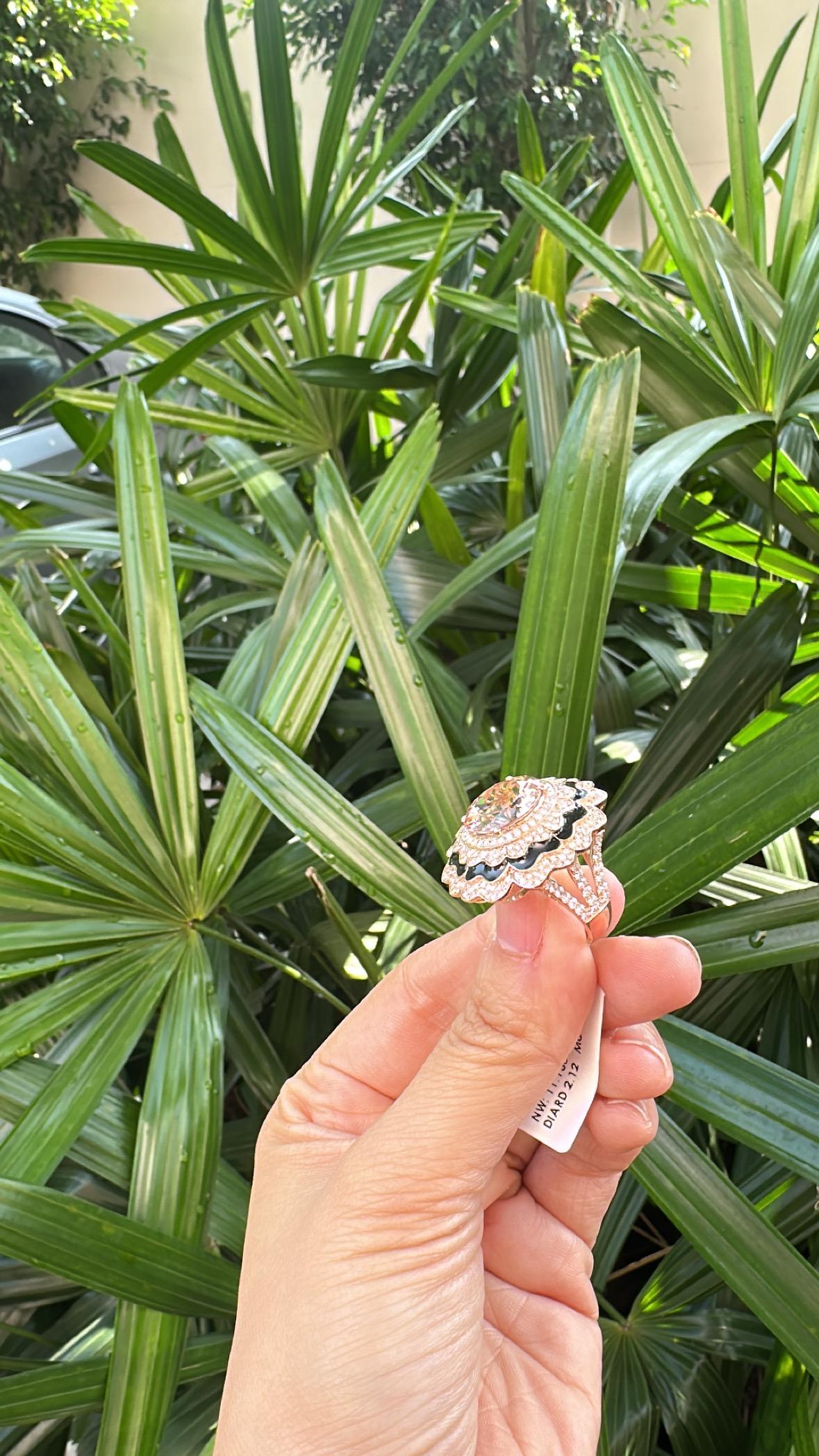Bague de cocktail en or 18 carats, Morganite 6,68 carats, émail noir et diamants Unisexe en vente