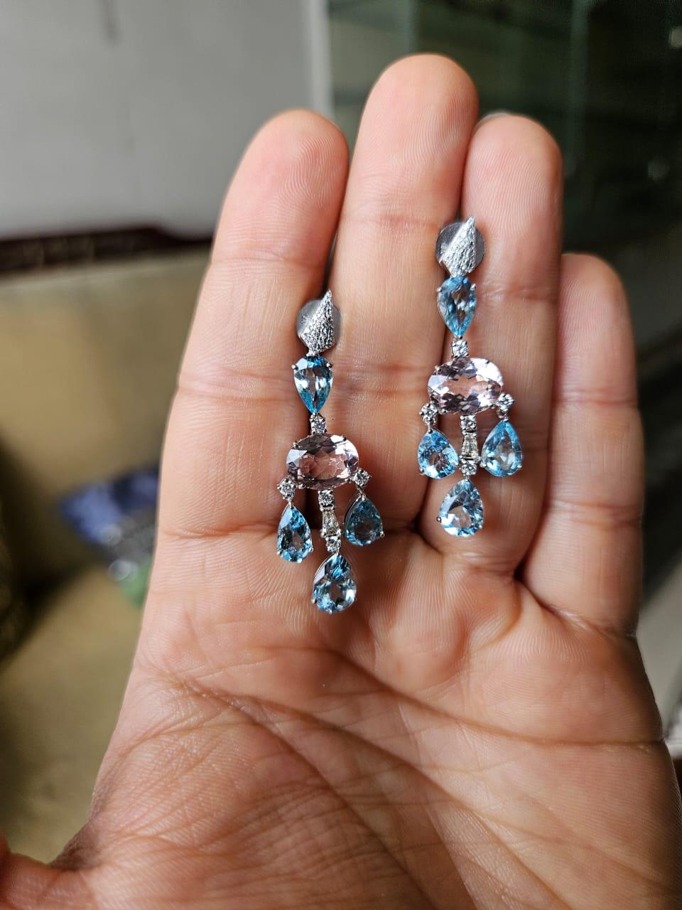 Orecchini pendenti in oro 18 carati, acquamarine, morganiti e diamanti da 6,77 carati in vendita 5