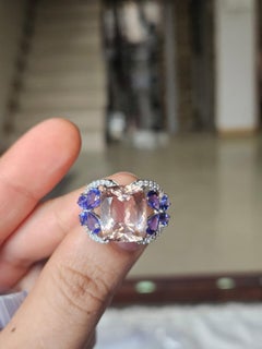Anillo de compromiso en oro de 18 quilates, 7,28 quilates de Morganita, Tanzanitas y Diamantes