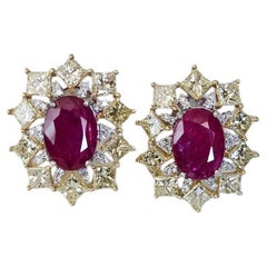 Set in 18K Gold, 7.35 carats, Unheat Mozambique Ruby & Yellow Diamonds Earring