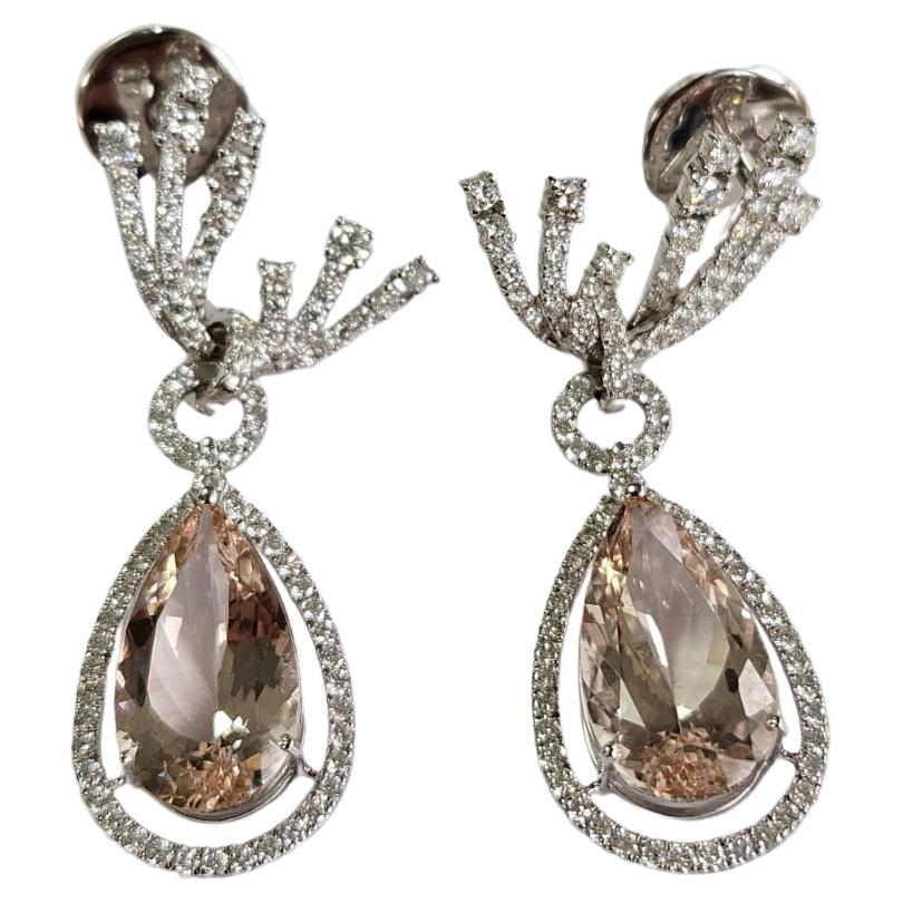 Boucles d'oreilles chandelier en or 18 carats, Morganite et diamants de 7,40 carats en vente