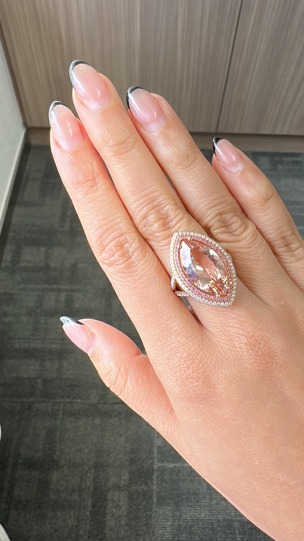 In 18K Gold gefasst, 7,44 Karat, Morganit, Pinke Saphire & Diamanten Cocktail-Ring im Angebot 3