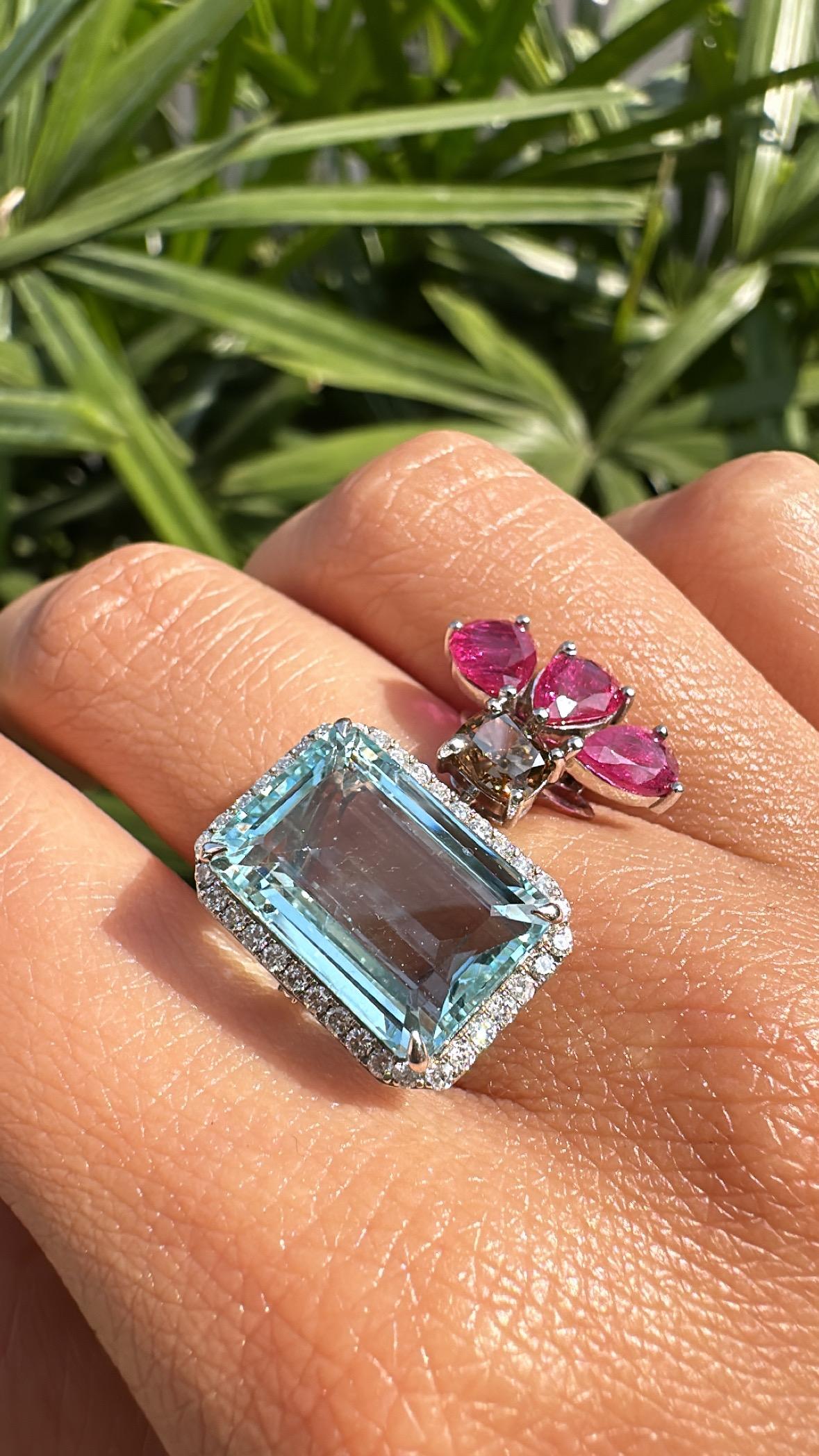 Verlobungsring aus 18 Karat Gold, 7,60 Karat Aquamarin, Rubine und braune Diamanten im Angebot 2