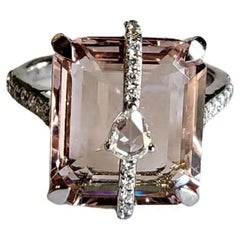 Set in 18K Gold, 7.66 Carats Morganite 
Diamonds Engagement / Cocktail Ring