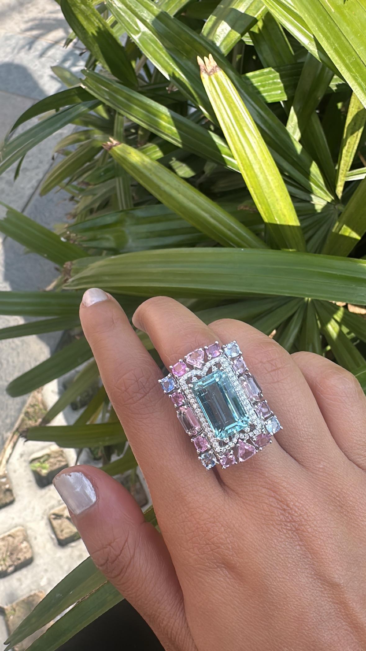 Set in 18K Gold, 7.97 carats Aquamarine, Multi Sapphires & Diamond Cocktail Ring For Sale 5