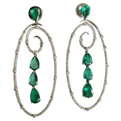 Set in 18k Gold, 8.02 Carats, Zambian Emerald & Diamonds Chandelier Earrings