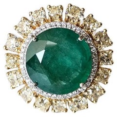 Set in 18K Gold, 8.16 carats Zambian Emerald & Yellow Diamonds Engagement Ring