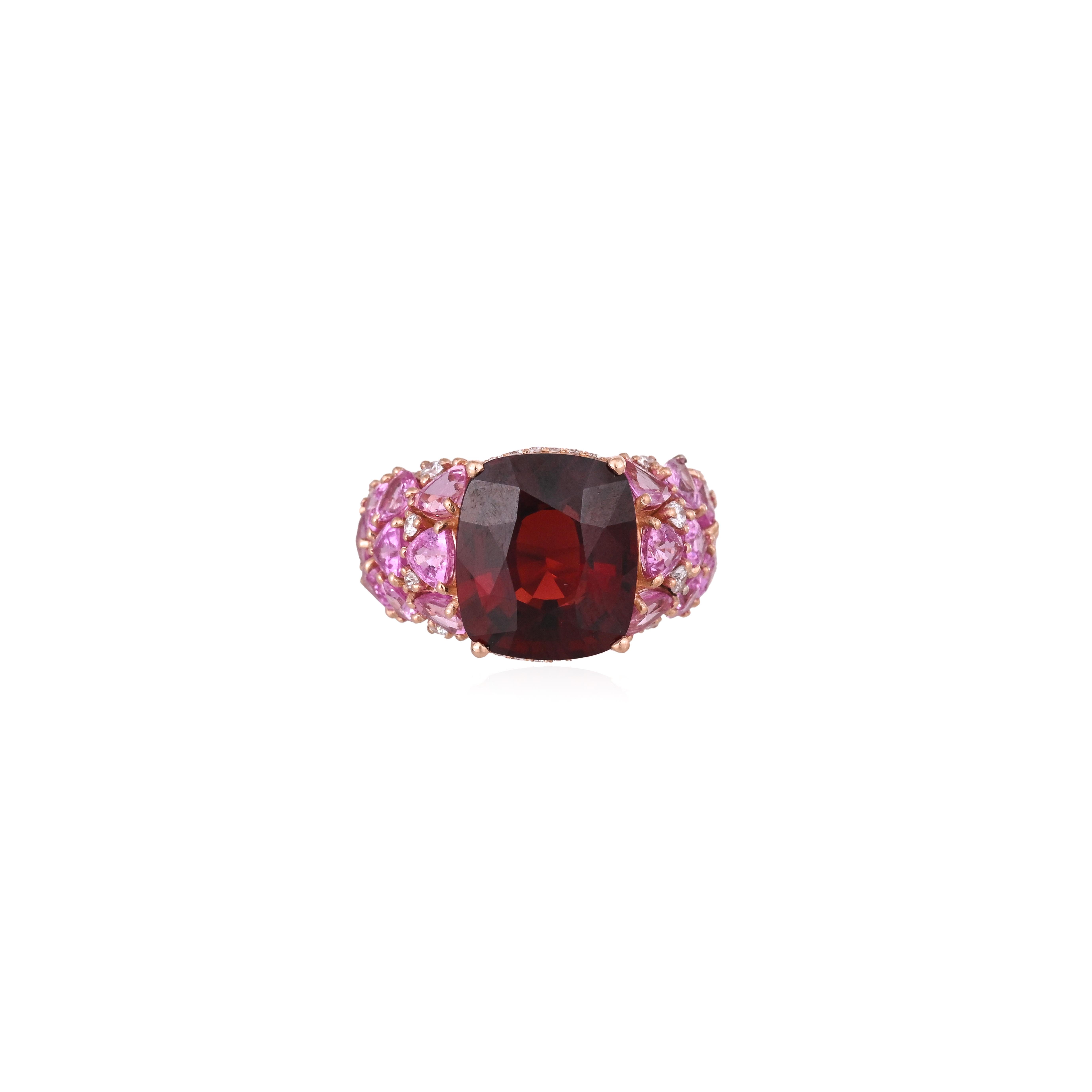 Anillo de compromiso en oro de 18 quilates, 8,63 quilates de granate, zafiros rosas y diamantes en venta 7