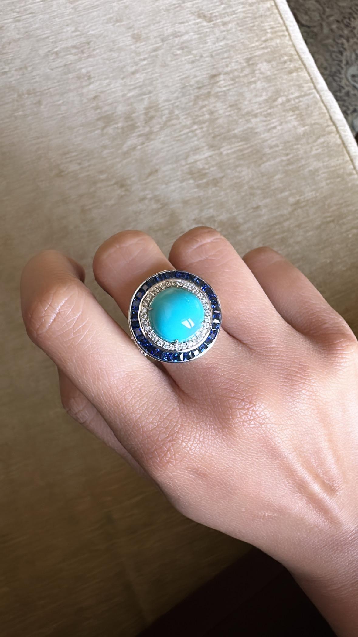 Set in 18K Gold, 8.65 carats Turquoise, Blue Sapphires & Diamonds Cocktail Ring For Sale 3