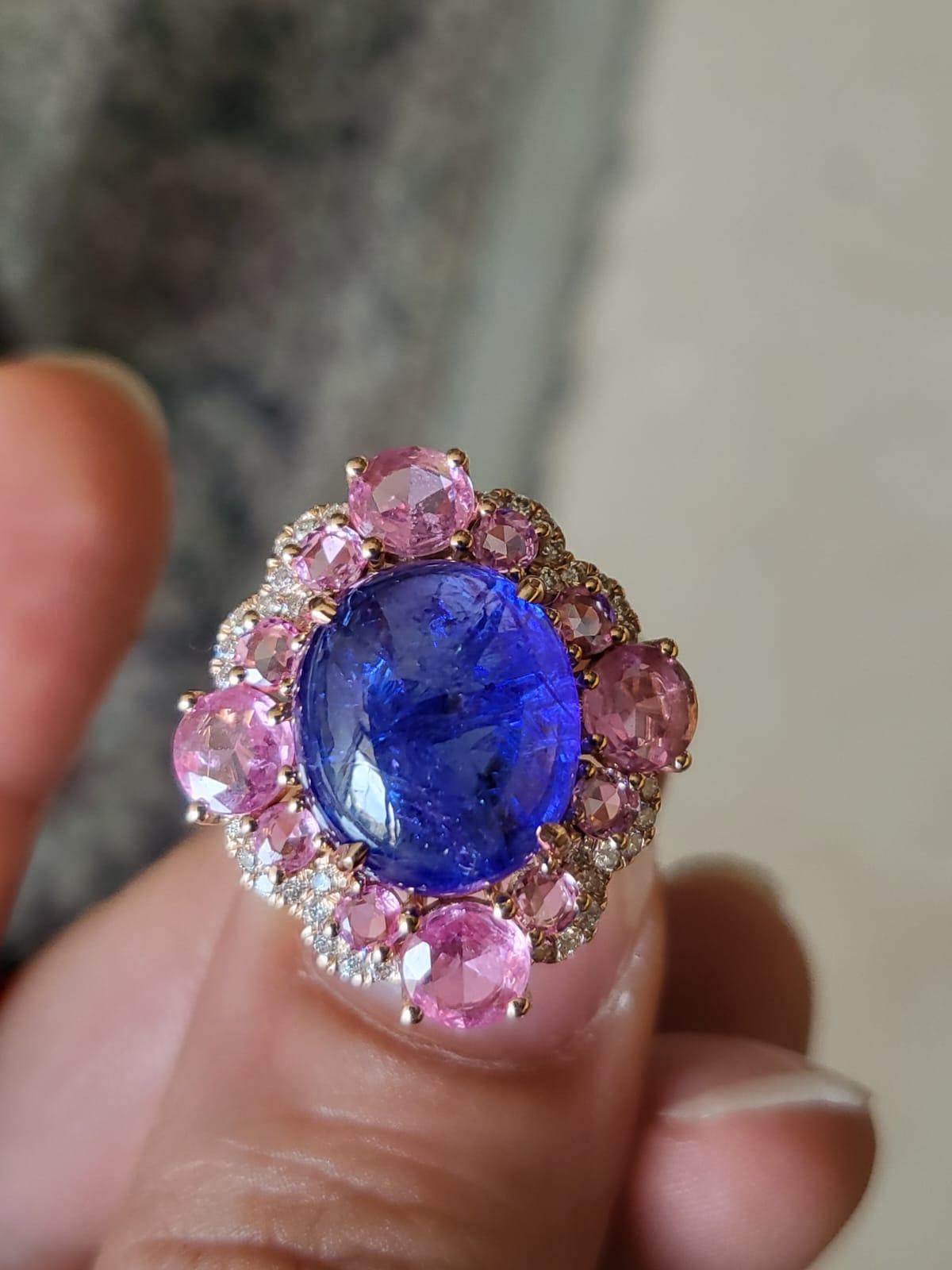 Women's or Men's Set in 18K Gold, 9.00 Carats Tanzanite, Pink Sapphire & Diamond Cocktail Ring  For Sale