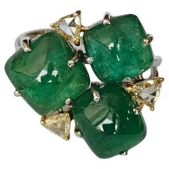 Set in 18K Gold, 9.04 carats, Zambian Emerald Sugarloafs & Diamonds Dome Ring