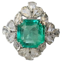Anello di fidanzamento con smeraldo colombiano e diamante taglio rosa da 9,22 carati, incastonato in oro 18 carati