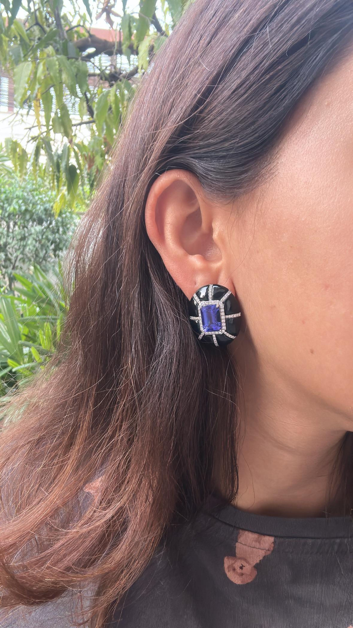 Pendientes de oro de 18 quilates, tanzanita de 9,24 quilates, ónice negro y diamantes en venta 1