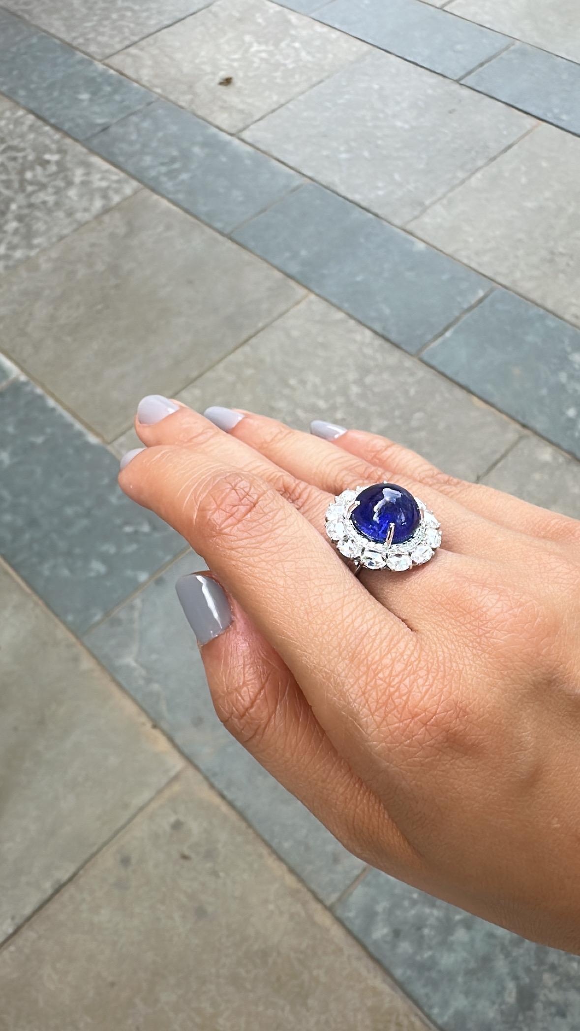 da uomo o donna Anello da cocktail in oro 18 carati, tanzanite cabochon da 9,66 carati e diamanti taglio rosa in vendita