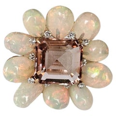 Anello da cocktail con tormalina, opale etiope e diamanti, 9,87 carati, incastonato in oro 18 carati